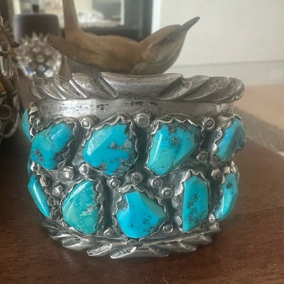 Exquisite Old Turquoise Treasure Cuff 30%Off !! - Picture 13 of 13